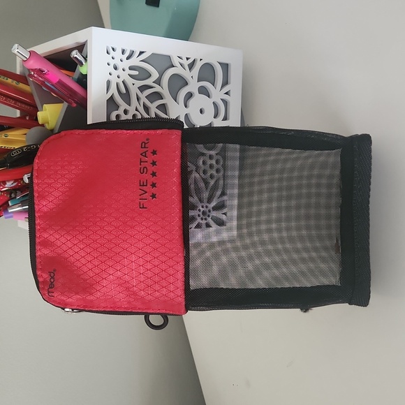 ✏️ Set of 4 pencil cases - Picture 4 of 9